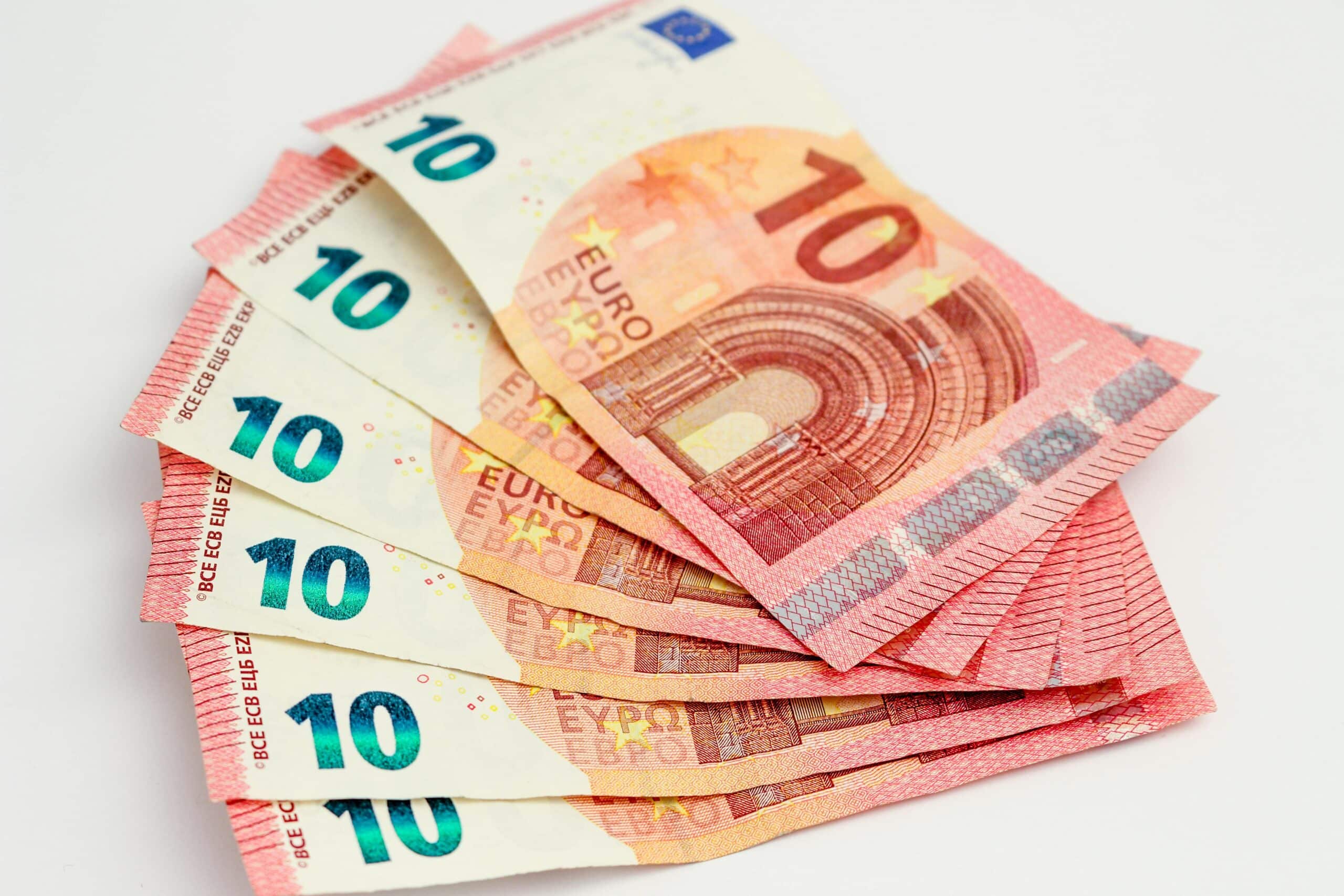Stack of Euros portraying foreign high-risk merchant account